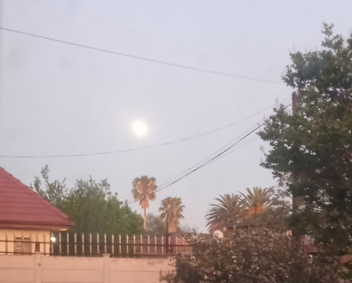 Supermoon early this morning...