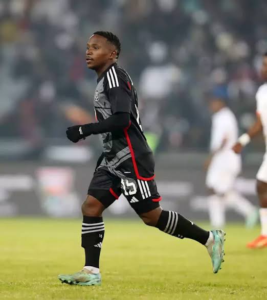 maxuvani's tweet photo. 💔Sad News💔
It's with great sadness to announce that Orlando Pirates journey in CAF was shorter than Phillip Ndlondlo.
#Ronaldo #ZolekaMandela #Zinzi #Zuma #Teargas #London https://t.co/rMevJVLs3H