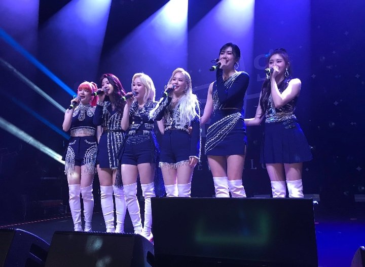 ˚✧ ﾟ. 𝓒omp𝒍ex ♡ ｡ﾟ ░ tweet media