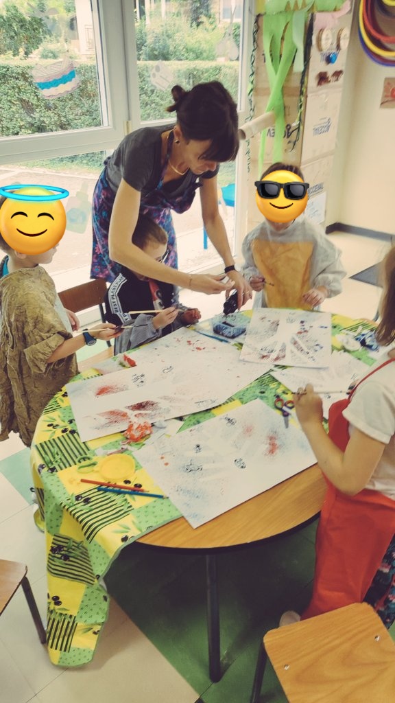 Intervention de l'illustratrice Amandine Laprun à l'école d'Avenay
#lireperchédanslarbre #ecole