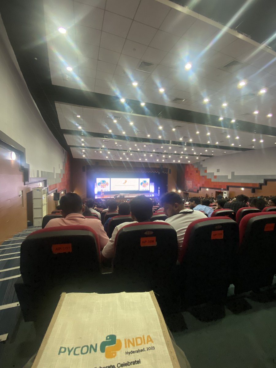 Who else is at #PyConIndia2023 
😁😁 👋🏼👋🏼 

Keynote in progress…✨

#PythonForAll #CodeCollaborateCelebrate #PyConIndia