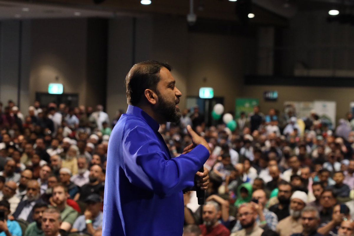 IfamAustralia's tweet photo. Dr. @YasirQadhi at IFAM Convention 2023.
#ifamcon2023 #ifamaustralia https://t.co/cEahpwUV4p