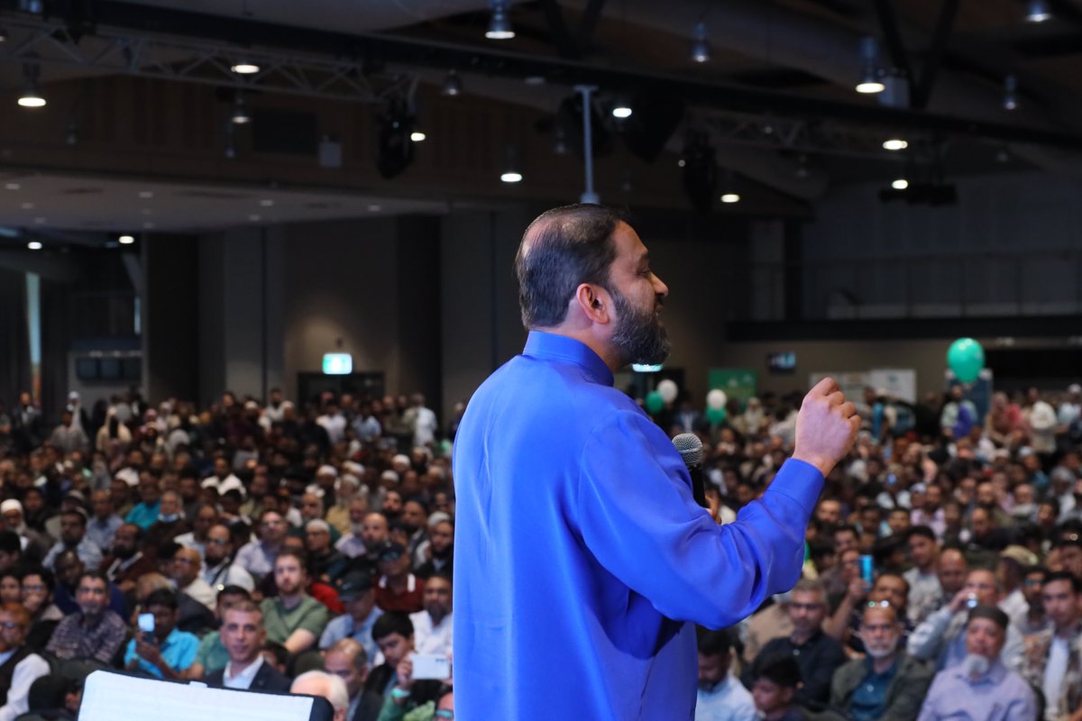 IfamAustralia's tweet photo. Dr. @YasirQadhi at IFAM Convention 2023.
#ifamcon2023 #ifamaustralia https://t.co/cEahpwUV4p