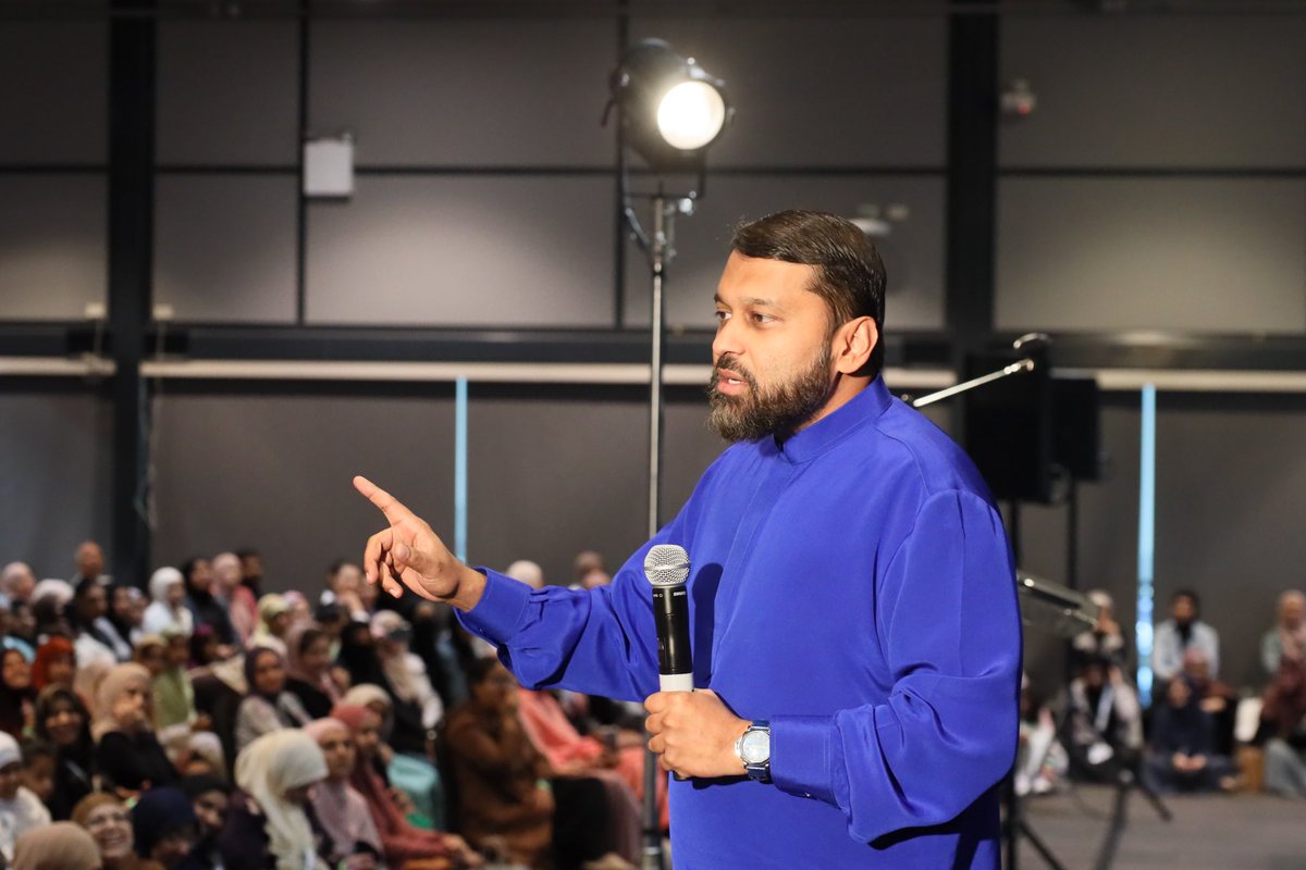 IfamAustralia's tweet photo. Dr. @YasirQadhi at IFAM Convention 2023.
#ifamcon2023 #ifamaustralia https://t.co/cEahpwUV4p