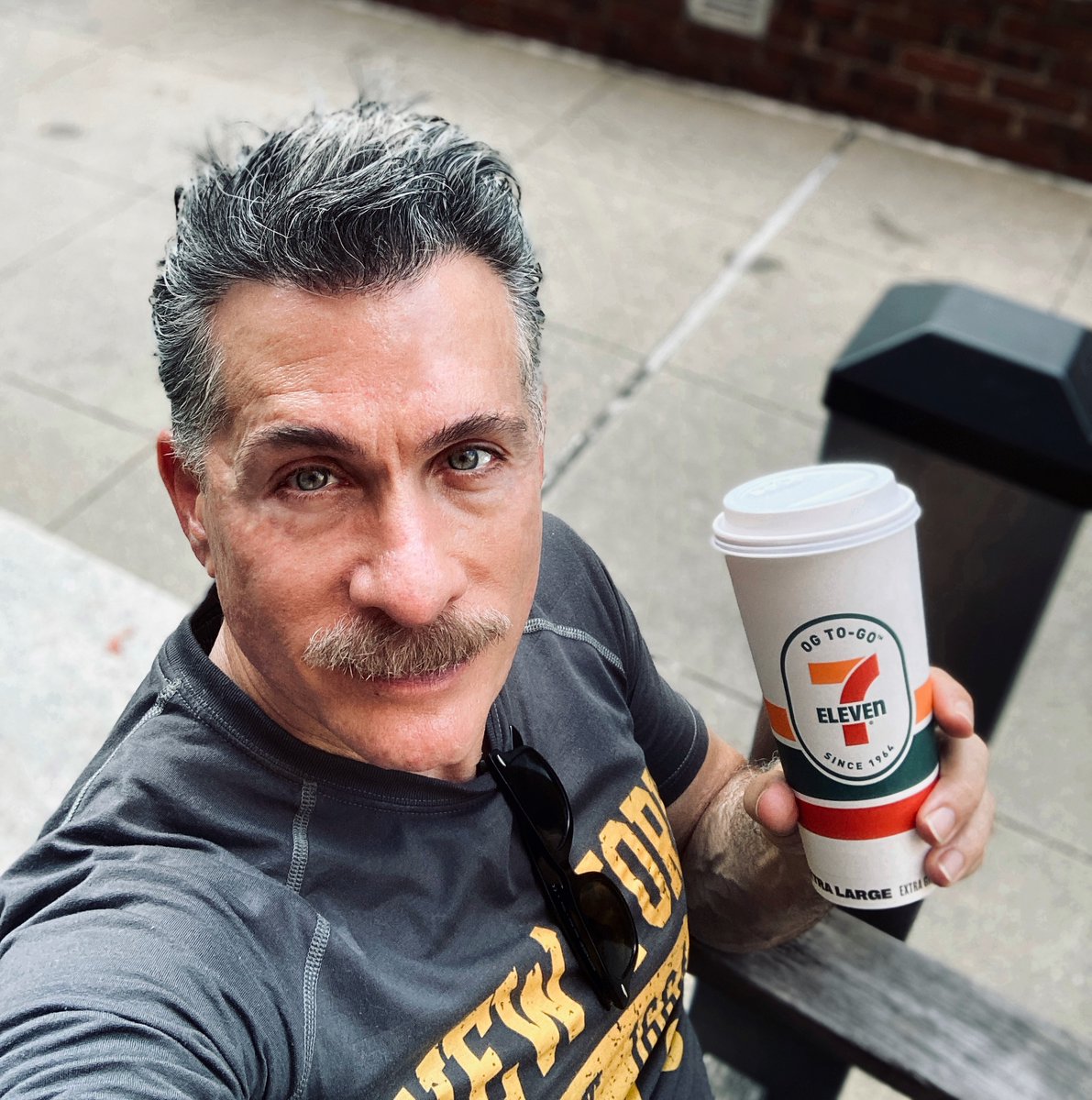 DrBuzz_Forensic's tweet photo. #today is #nationalcoffeeday & my #coffee of choice is #7eleven which I #love. National Coffee Day is a day to celebrate coffee. Nothing better than having a cup of coffee with a friend among a group or when YOU just need some downtime alone. #drbuzz #coffeedrinker #coffeelover https://t.co/DPTYquBNJJ