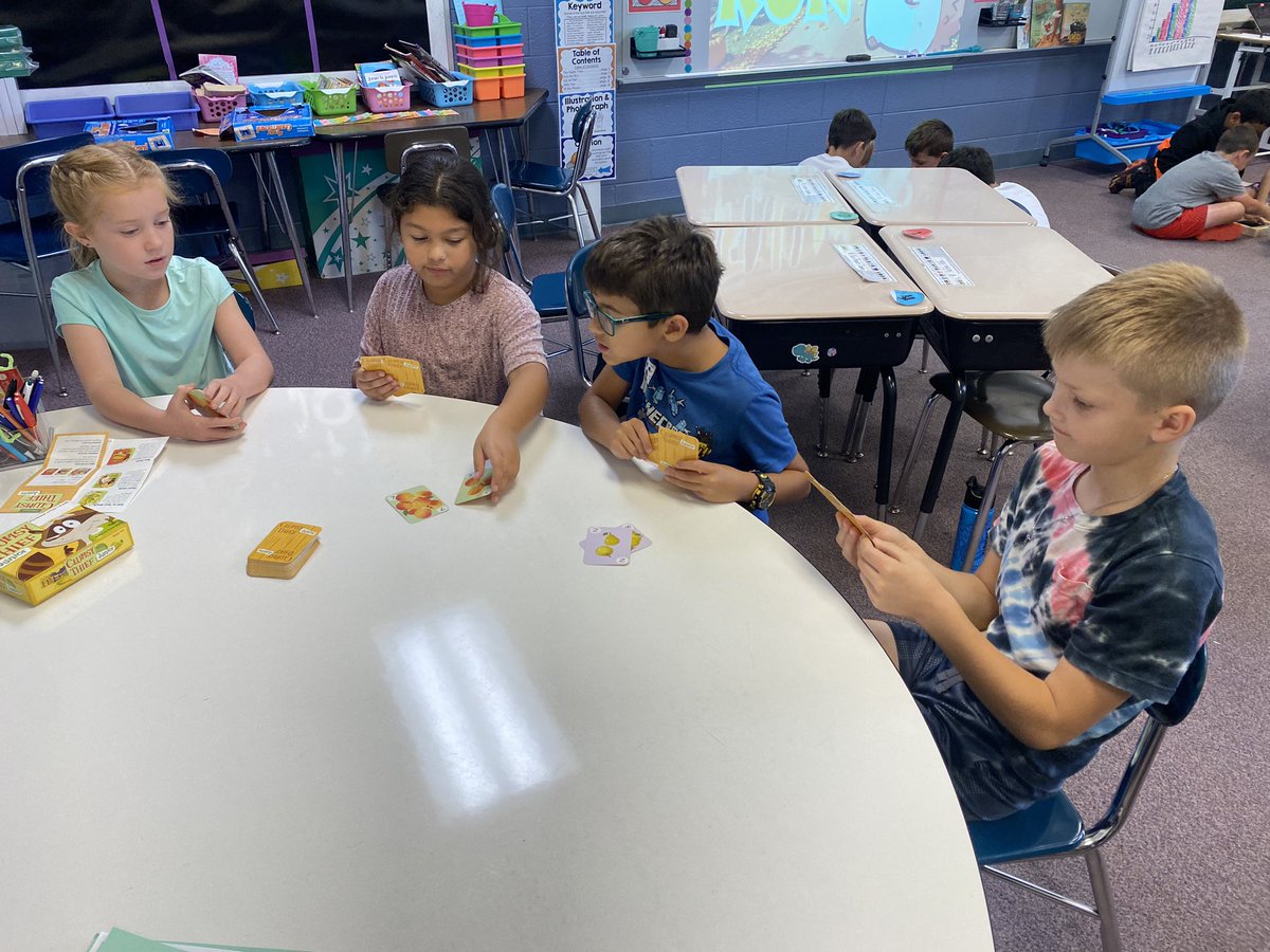 MrsAndrasco's tweet photo. Using math games to practice our math skills during WIN time today! @Liberty_D135 https://t.co/44P6t7Nkae