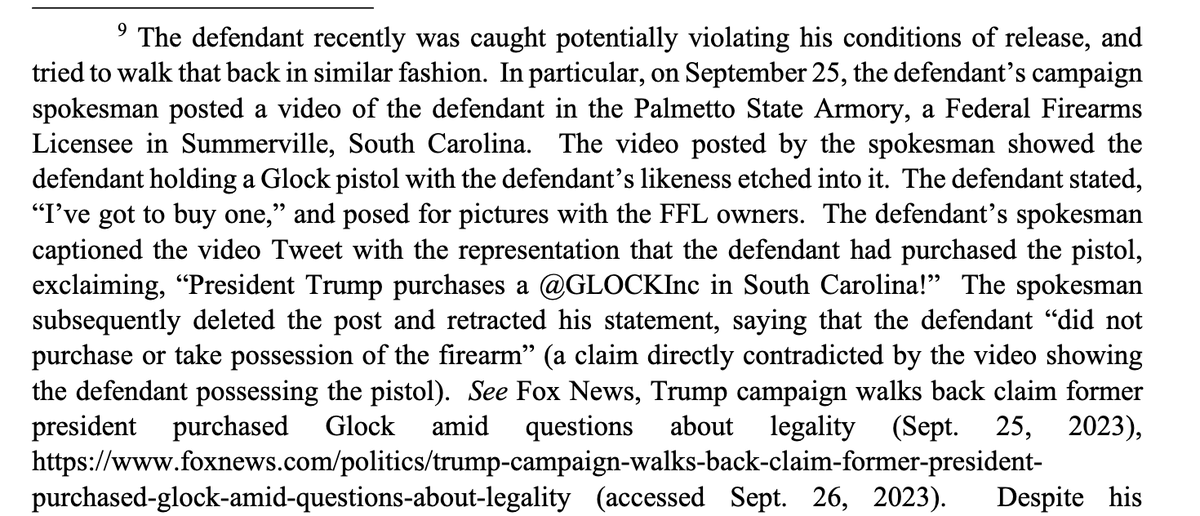 KlasfeldReports's tweet photo. Jack Smith's prosecutors weigh in on Trump's campaign spox posting a video of him holding a Glock.

Trump "was caught potentially violating his conditions of release," they write.

#AlwaysReadTheFootnotes @TheMessenger  https://t.co/f6xBdyKYE7 https://t.co/D94zyN1uZX