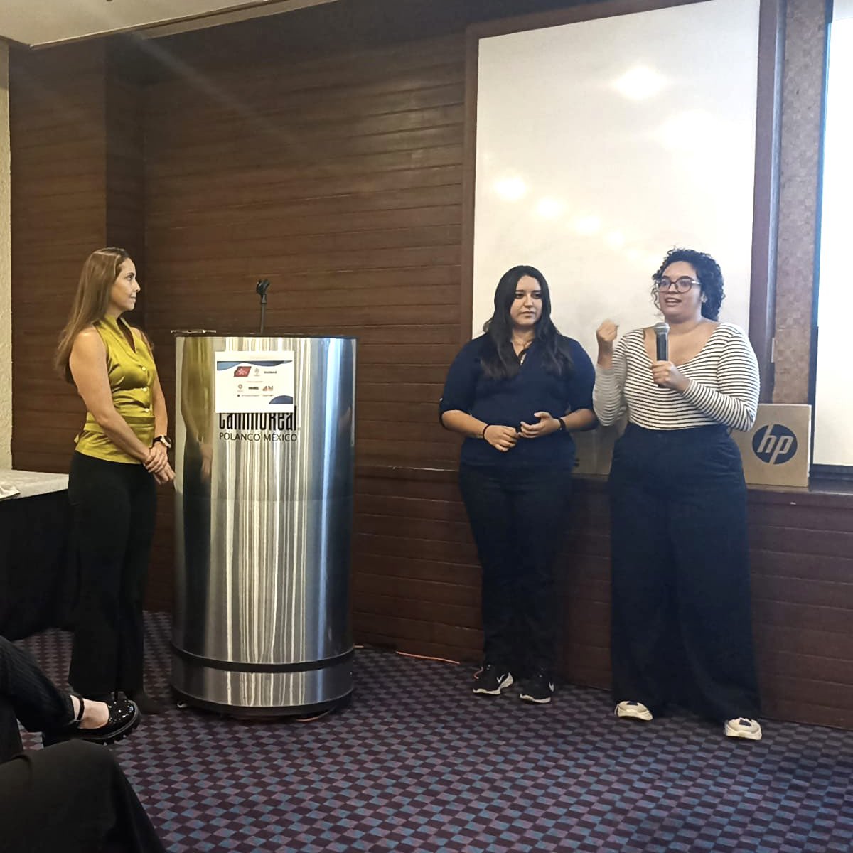 AmaiMexico's tweet photo. Los equipos ganadores nos comparten sobre esta gran experiencia que tuvieron participando en el primer concurso #RGT23AMAI de @ESOMAR y #AMAI
#VinculaciónAcadémicaAMAI https://t.co/6dSimsqA7j