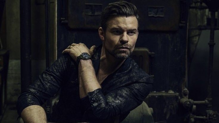 writesnath's tweet photo. Superstar - au haylijah 

Hayley se vê indo para um encontro arranjado com o cunhado de sua melhor amiga, ela apenas não esperava que desse envolvimento surgisse uma música que mudaria sua vida e a deixaria dividida entre abraçar o amor e proteger sua filha. https://t.co/DeGJxUMXEM