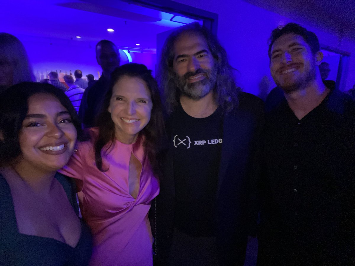 Roooooneyyyyy's tweet image. #theProperParty929