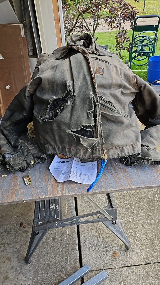 Key2VIP's tweet photo. @Carhartt Been wearing this for 45 years and still going. Maybe time to get another 🤷🏼‍♂️ https://t.co/kArQ2FC7Jf