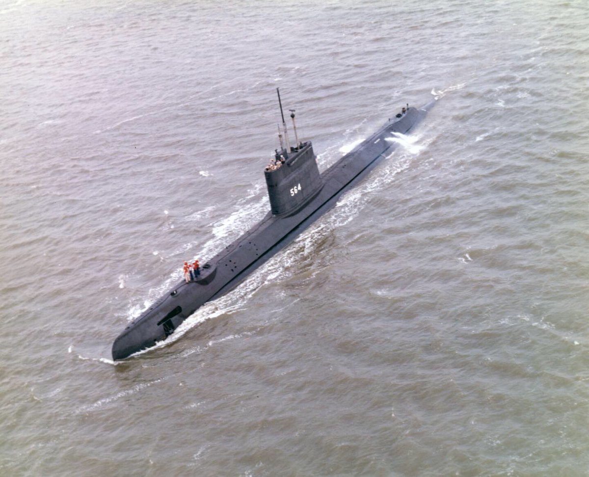 Boneyardsafari's tweet photo. A look back at USS Trigger SS-564 underway. She served from 1952 till 1973, she then went on to serve for the Italian Navy from 1973 to 1986. #usstrigger #ss564 #silentservice #navalsafari #aviationsafari #aviationpreservation #boneyardsafari https://t.co/lS0a1cykha