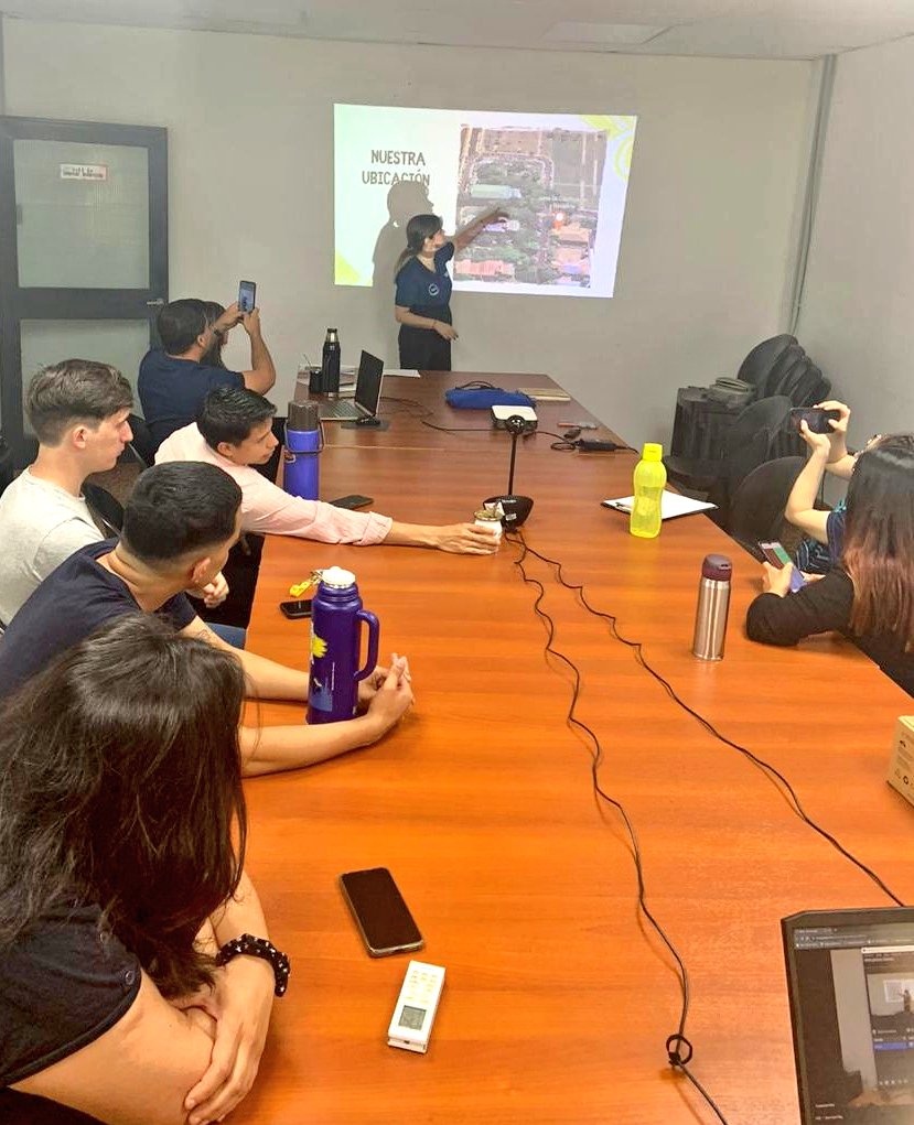 Nuestro objetivo es guiar a estos jóvenes  en su transición hacia el camino docente, brindándoles información esencial sobre cómo es y se desarrolla la legislación educativa docente en Misiones.