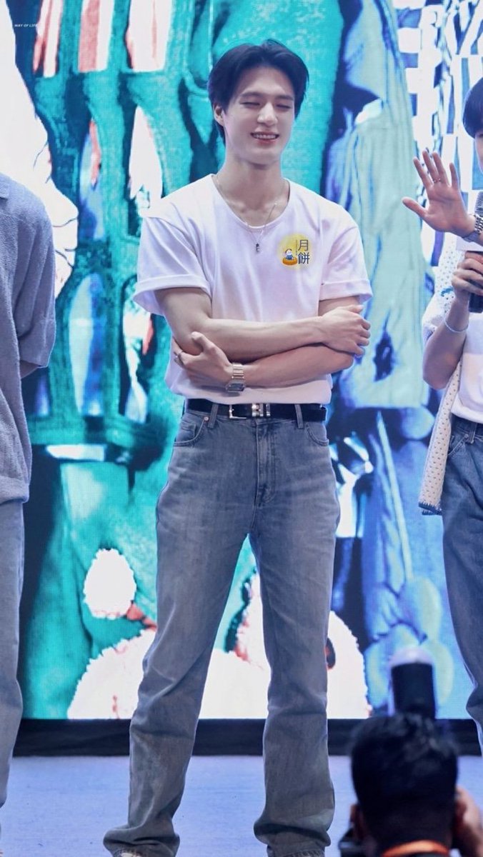markasbingbing's tweet photo. ㅤㅤ

FORMAT: 

“Hi, gue (nama panitia) dari (divisi panitia) sudah siap berkelana di bulan bersama Moony! 🐇

Terus, jangan lupa attach ID card dan OOTD kamu hari ini ya! 
ㅤㅤ
ㅤㅤ https://t.co/NFmgrlsUeH