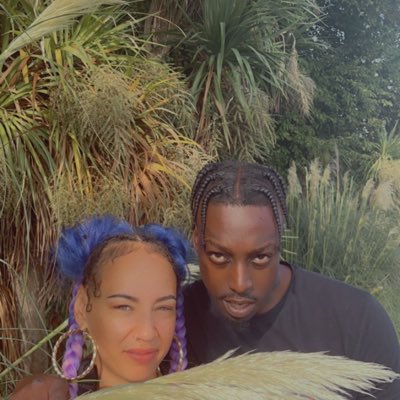TheTaylorsFam's tweet photo. #NewProfilePic https://t.co/FCNKKslKxI
