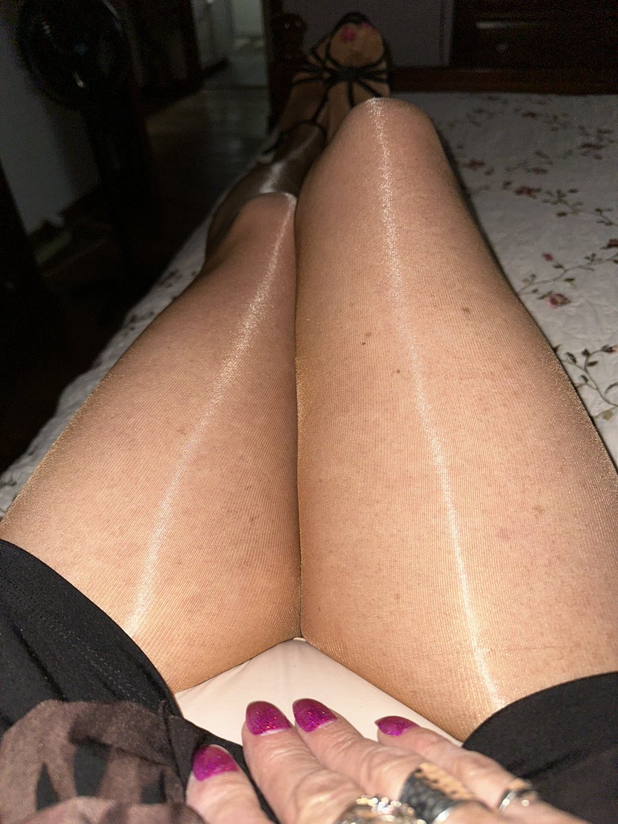 I wanna send a selfie to an old man.. will you accept?