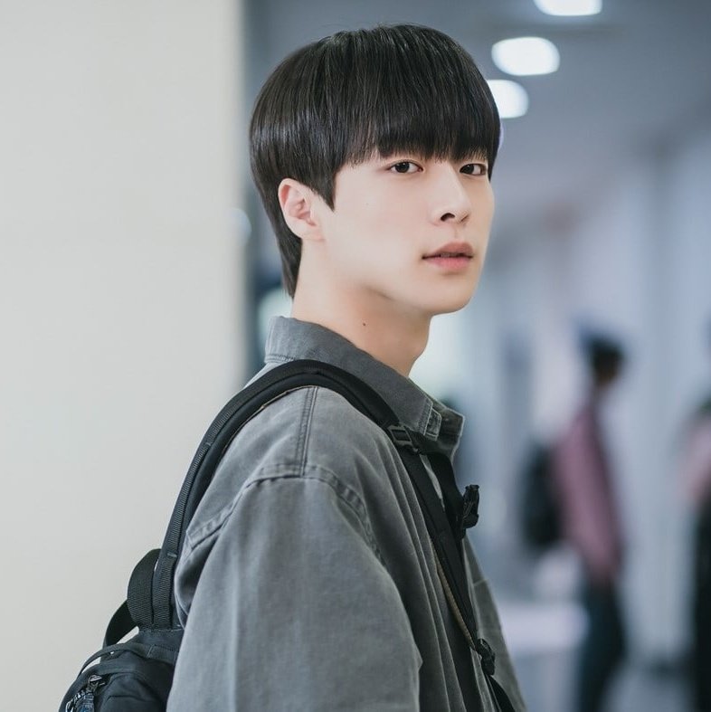 updateasiatico's tweet image. TOP PERSONAGEM DOS DORAMAS MAN
#TopPersonagemDorama

60° Nam Soo Hyun (2,5% dos votos) - #AtADistanceSpringIsGreen