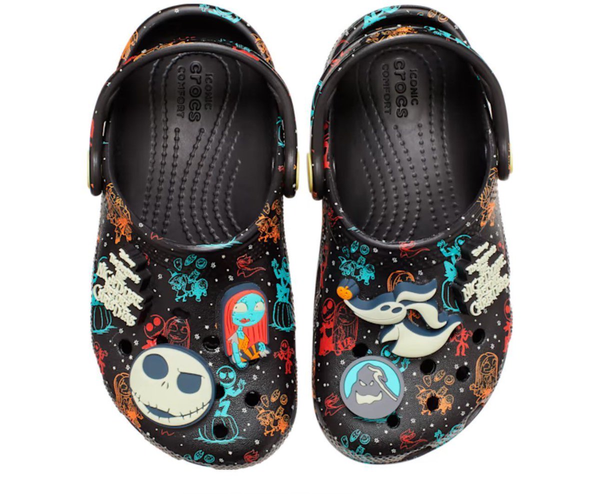 Ad: ICYMI, the Disney x The Nightmare Before Christmas x Crocs Classic Clogs restocked today via Crocs US
(Use code CROCTOBER23 for 23% OFF) 

>> bit.ly/46lQi0y