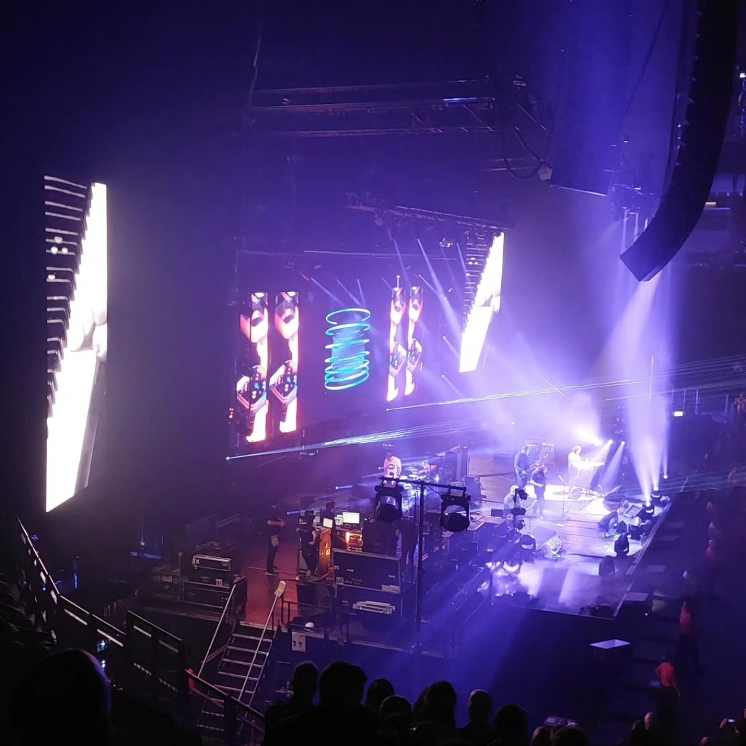 amizner's tweet photo. Shock news: @neworder are good. End of message. https://t.co/824lOulvRz