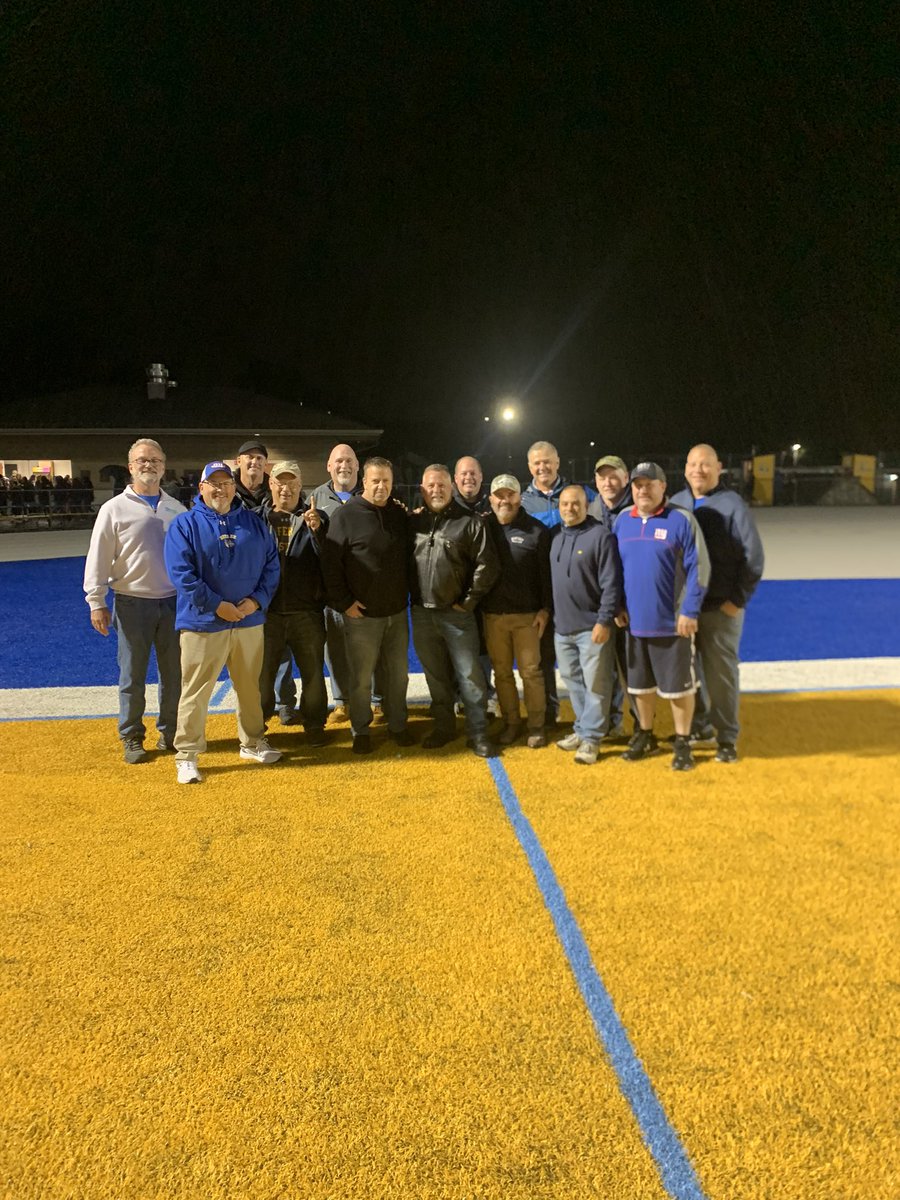 Big win for the Bulldogs over Pompton Lakes 33-7! Also got to honor the class of 82 and 83 and their state championships! #GoBulldogs