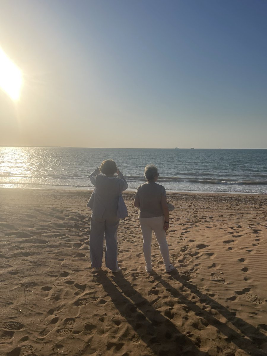 Lucy_EM_'s tweet photo. Just spent a brilliant and productive couple of days in Darwin with @annietrev, the first UK Minister to visit the Territory in 70 years.

The visit focused on building and deepening connections between the UK and NT - including political, First Nations and defence engagements. https://t.co/OyymYS39FI