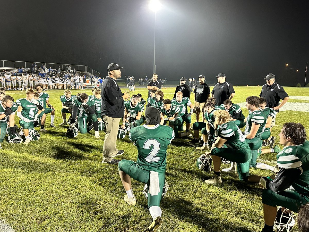 MrScott_Minerva's tweet photo. 🏈 It is a Great Day to be a Malvern Hornet! 
🏈 Malvern 28 Buckeye Trail 7
⭐️ Homecoming Victory!
⭐️ 6-1 Record 
⭐️ 2-0 IVC North!
Go Hornets! #MalvernPride @MalvernFBall @mpopovichREP @J_MillerTV @inter_valley @EastDistrictAB @jweirREP https://t.co/bBJauytV2A