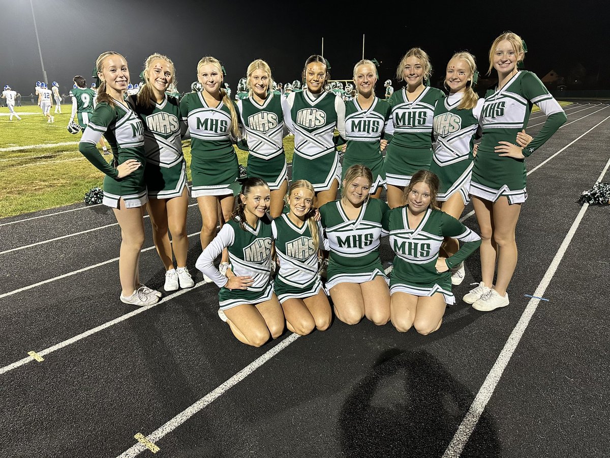MrScott_Minerva's tweet photo. 🏈 It is a Great Day to be a Malvern Hornet! 
🏈 Malvern 28 Buckeye Trail 7
⭐️ Homecoming Victory!
⭐️ 6-1 Record 
⭐️ 2-0 IVC North!
Go Hornets! #MalvernPride @MalvernFBall @mpopovichREP @J_MillerTV @inter_valley @EastDistrictAB @jweirREP https://t.co/bBJauytV2A