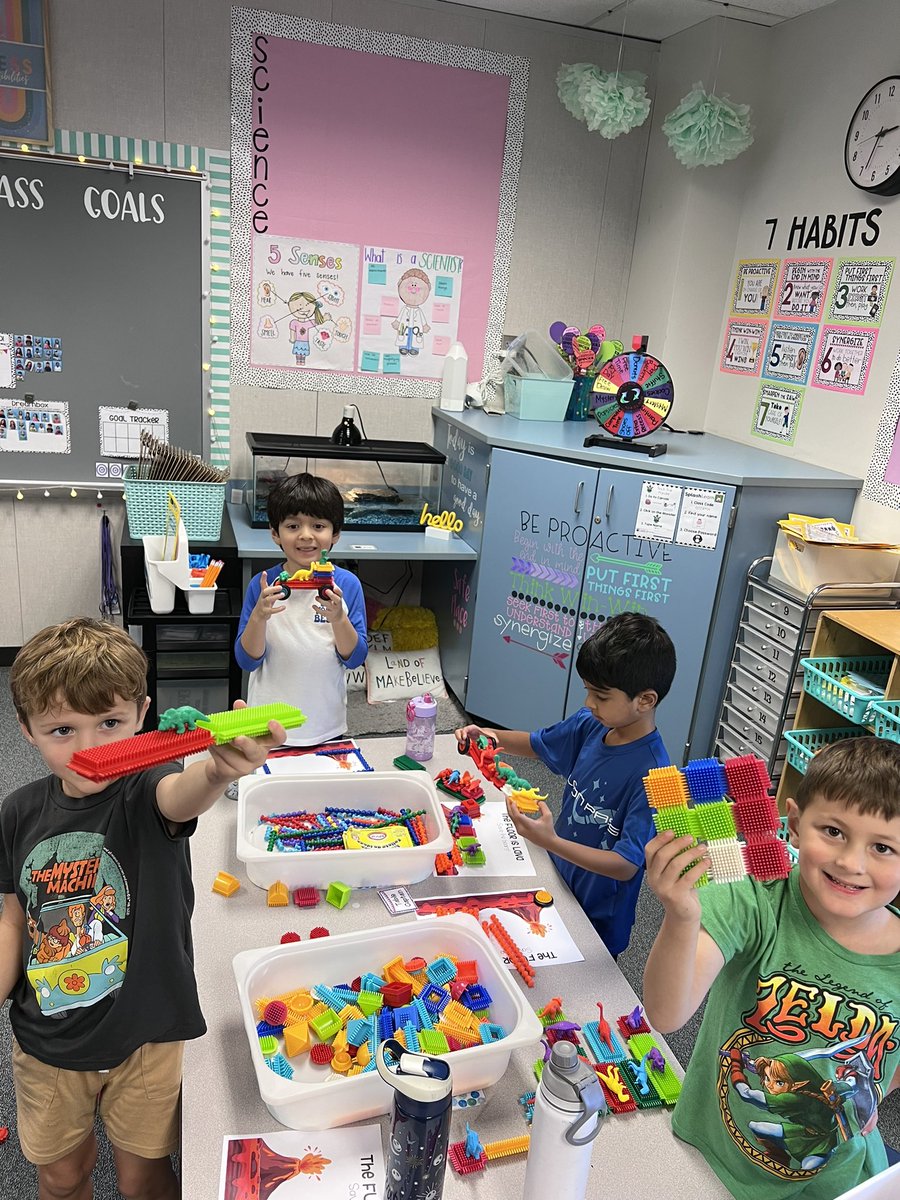 FPEKLeaders's tweet photo. Kinder STEM connection clubs were a HUGE hit today! The laughter &amp; joy was contagious! 🤩 https://t.co/NhWWFxm9eQ