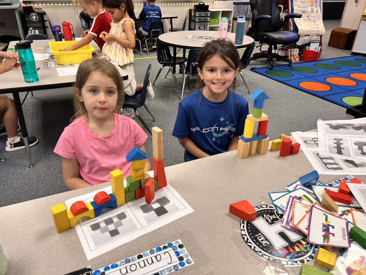 FPEKLeaders's tweet photo. Kinder STEM connection clubs were a HUGE hit today! The laughter &amp; joy was contagious! 🤩 https://t.co/NhWWFxm9eQ