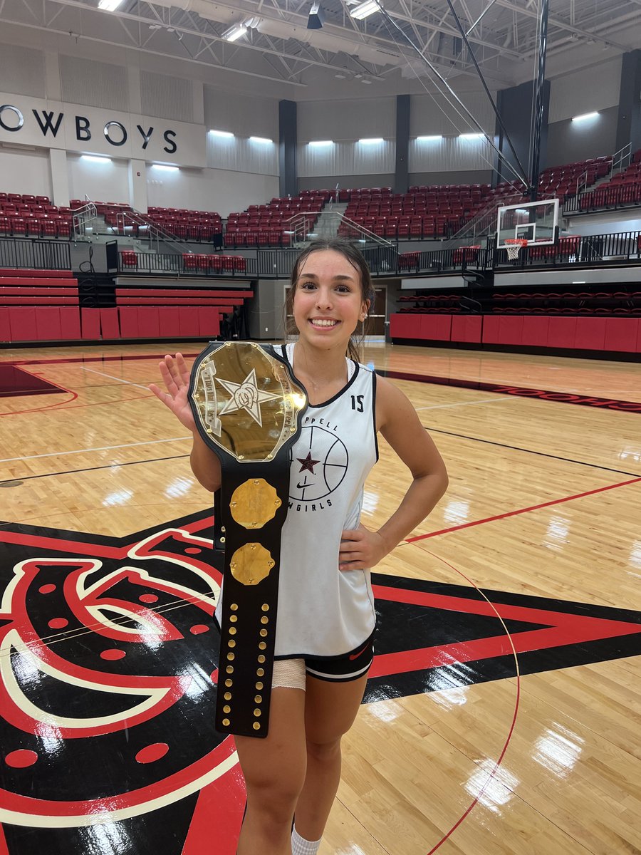 Congratulations to our Cowgirl of the Week!! This girl has been someone that has put the work in the past 4 years and is really shining this off-season!! She has always show flashes of what she can be and now it’s all coming together!! Huge season ahead!! Go Atia!!!