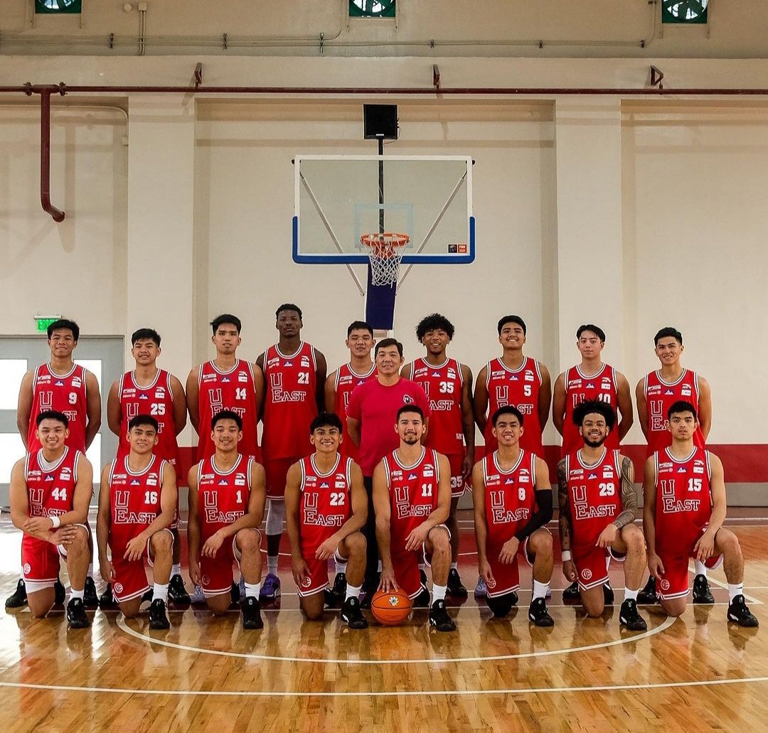 UEastRedWarrior's tweet image. Go Fight Red and White 🔴⚪

Thank you Anta Philippines for supporting our UE Mens Basketball Team ❤️

#BombaUE 
#AntaPhilippines 
#UAAPSeason86
#fUElingthefuture