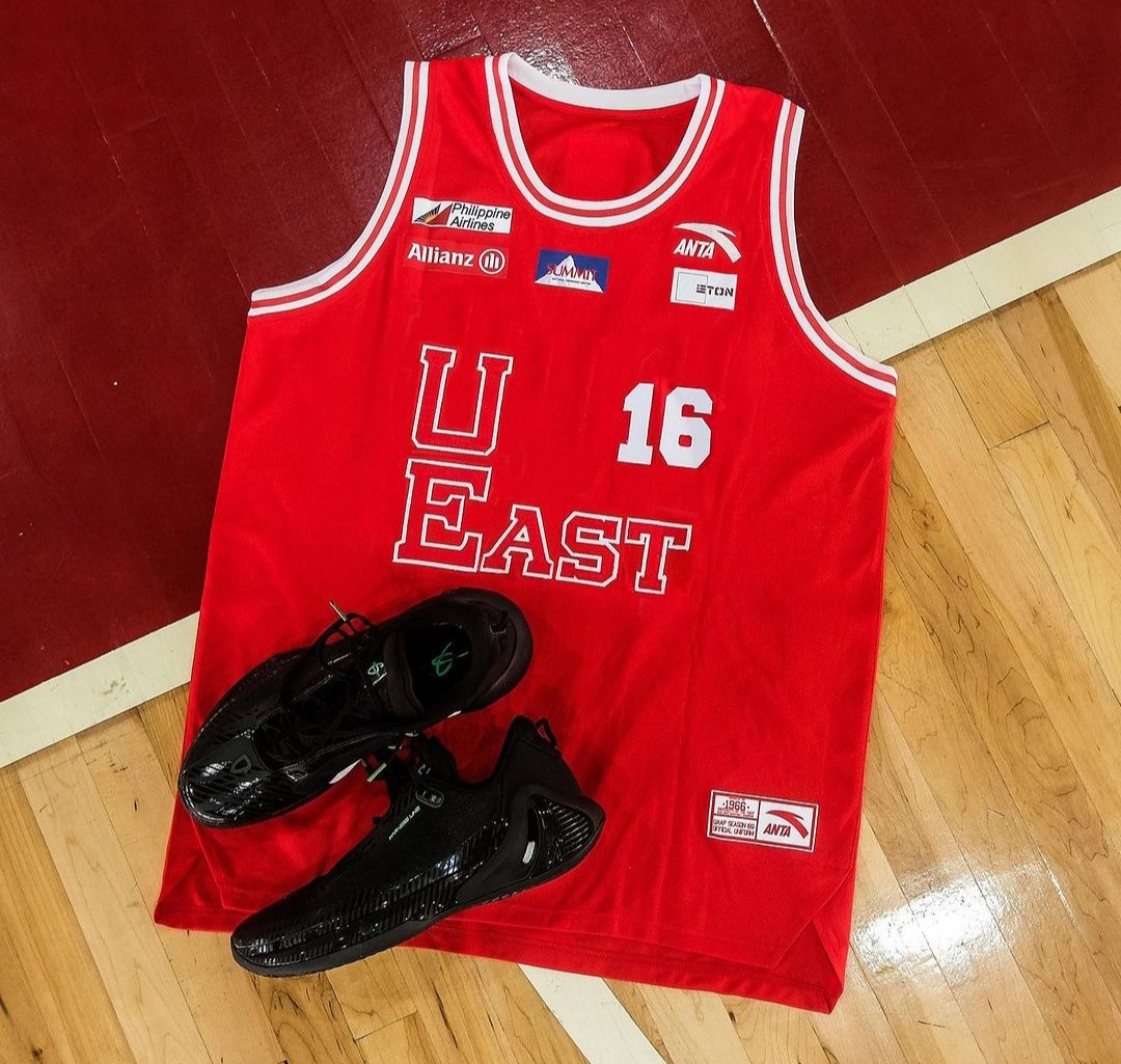 UEastRedWarrior's tweet image. Go Fight Red and White 🔴⚪

Thank you Anta Philippines for supporting our UE Mens Basketball Team ❤️

#BombaUE 
#AntaPhilippines 
#UAAPSeason86
#fUElingthefuture