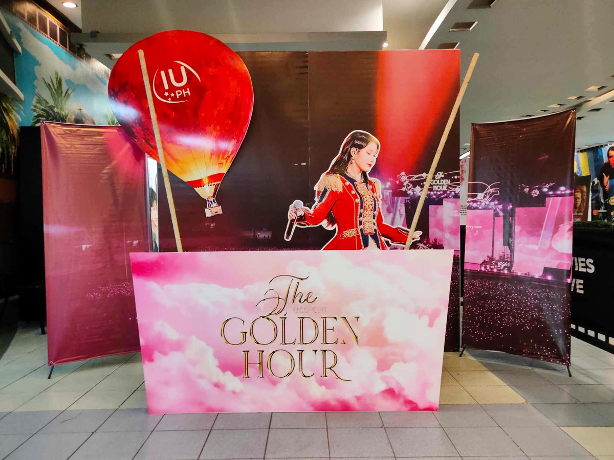 iuphils's tweet photo. [EVENT]

Our The Golden Hour setup at SM Megamall! ☺️✨

#IU #IUTHEGOLDENHOUR #IUPHBLOCKSCREENINGEVENT https://t.co/KcRaOznqfD