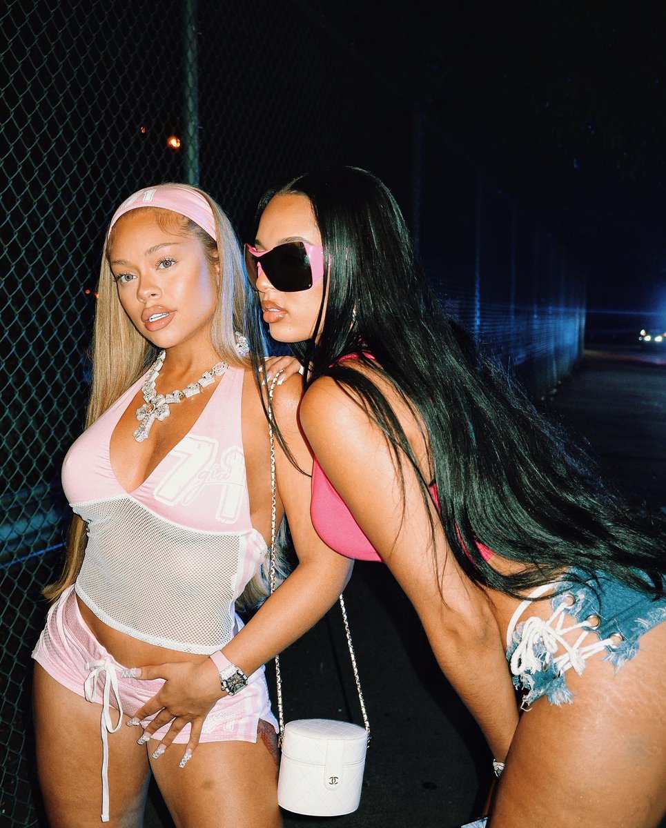 Brooklyn Nikole tweet media