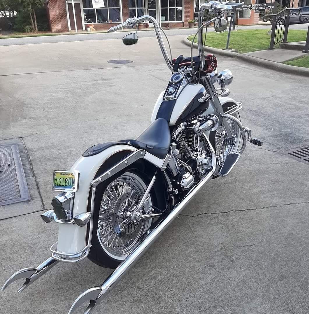 kdwho's tweet photo. #BikeNightFriday ✌️ 
#ReaperTips 🔥 https://t.co/KR7ahfoVRF
