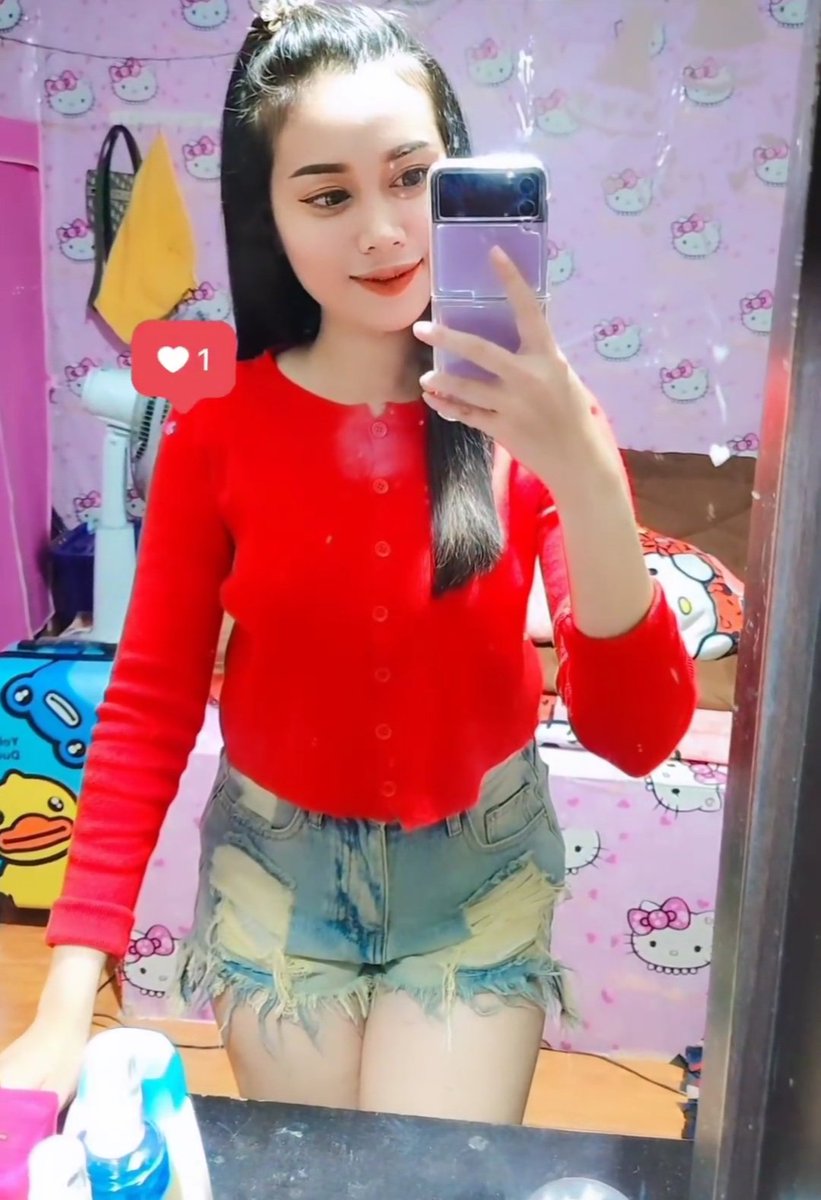 สนใจรูปลับน้องลูกปลา DMได้เลย งับ🤣