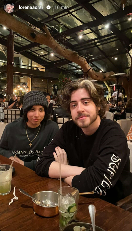 QSMP IRL Updates on X: 🇧🇷, Fotos de grupo, Cellbit, Quackity e Roier  postadas nos stories da Lorena! 📸 ig