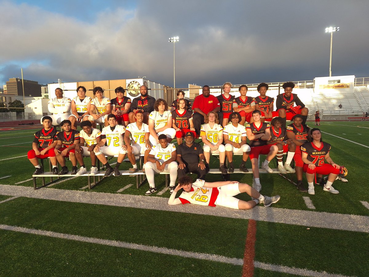 2023-2024 Berkeley High School Trenches. A Special group right here.  <a href="/BHSJacketsFB/">BHS Football</a> <a href="/CoachPerry2012/">Coach Perry</a> <a href="/CoachO_BHS/">Coach O</a>