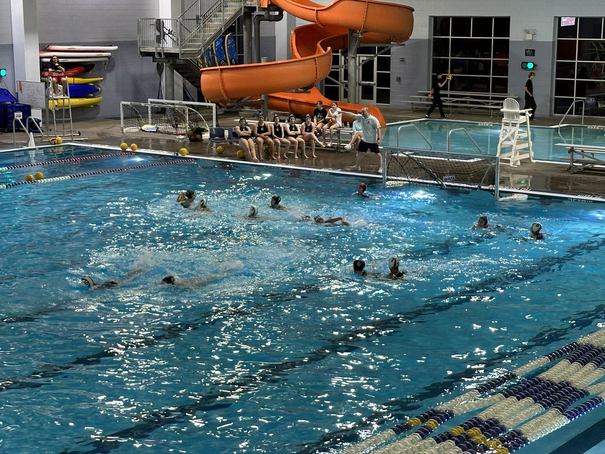 Awesome time, cheering on <a href="/Denton_High/">Denton High School</a> Water Polo! Incredibly talented athletes in the pool tonight.
🏊🏊‍♀️🏊‍♂️