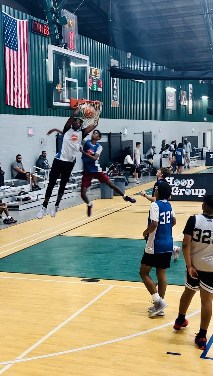 eastcoastscouts's tweet photo. East Coast Scouts Visits the @TheHoopGroup Fall Elite Camp in New Jersey☑️

SHOWED UP SHOWED OUT PERFROMERS☑️☑️☑️

27’ Mekhi Robertson | 6’ 3” | Life Center Academy 

27’ Caleb Lundy | 6’ 1” | Lenape HS

26’ Will Spross | 6’ 2” | St Josephs Academy 

26’ Ethan Mgbako | 6’ 5” | Roselle Catholic

25’ Sam Sponheimer | 6’ 3” | Scotch Plains - Fanwood

25’ Elijah Brown | 6’ 4” | Life Center Academy

25’ Brandon Williams | 6’ 4” | West Philadelphia HS

24’ Namisse Musonge | 6’ 5” | Abington Friends School PA

@PrepHoopsPA @on3 @247Sports @MaxPreps