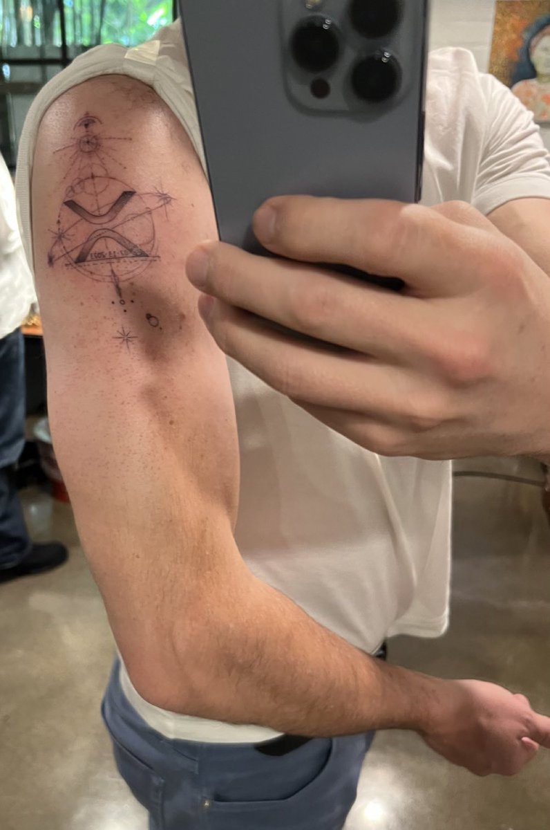 WOW! Ripple CEO Brad Garlinghouse decided to take an $XRP tattoo!!