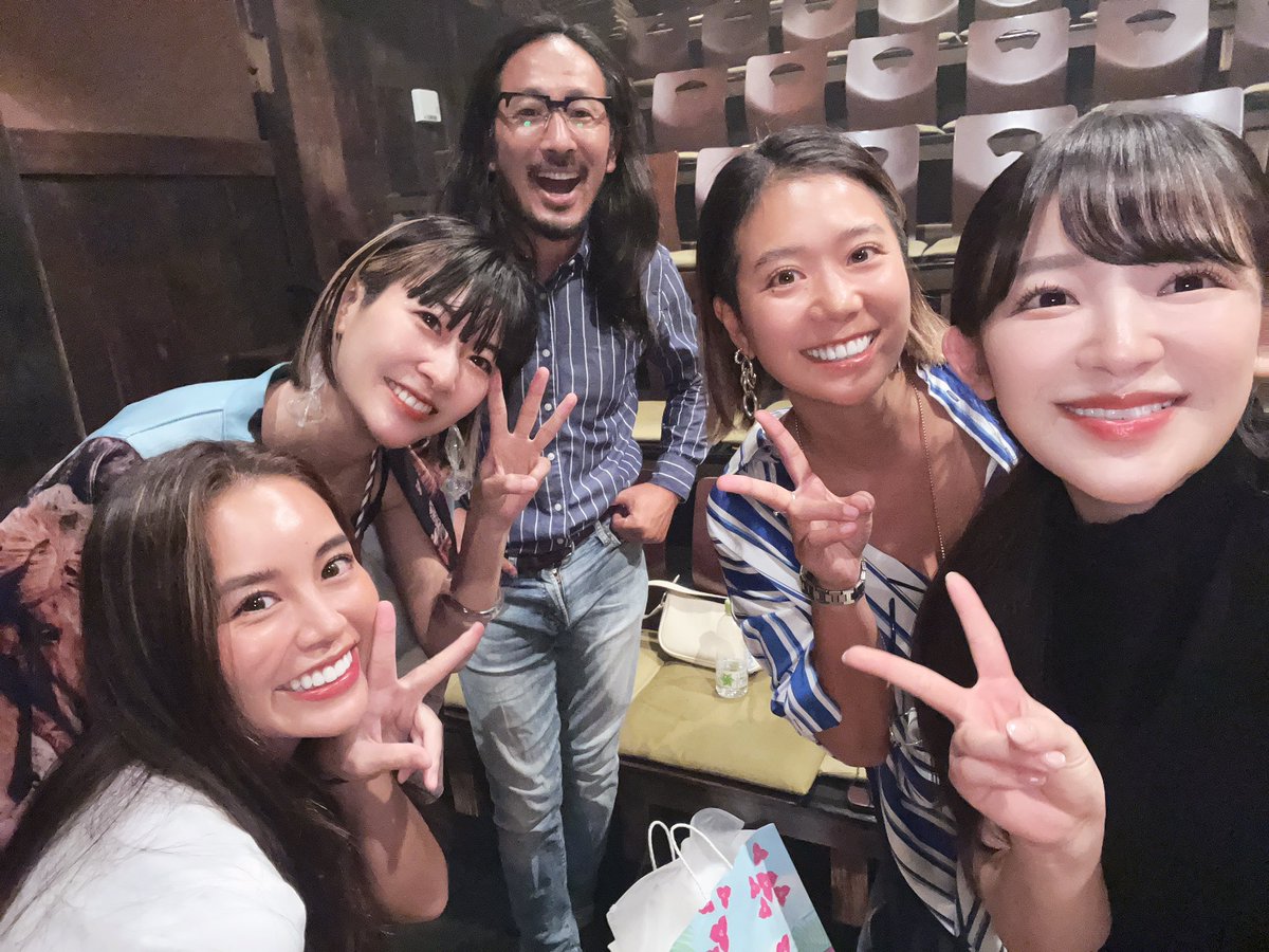 昨日も大好きな人達が観に来てくれました！！阿佐ヶ谷ご飯してずっと行きたかったサウナ、松本湯♨️も行けた❤️

ファンの方もいつもありがとうございます！しっかり感想読んでます天木じゅん🥺
#象2023 https://t.co/FmJydAmCGD