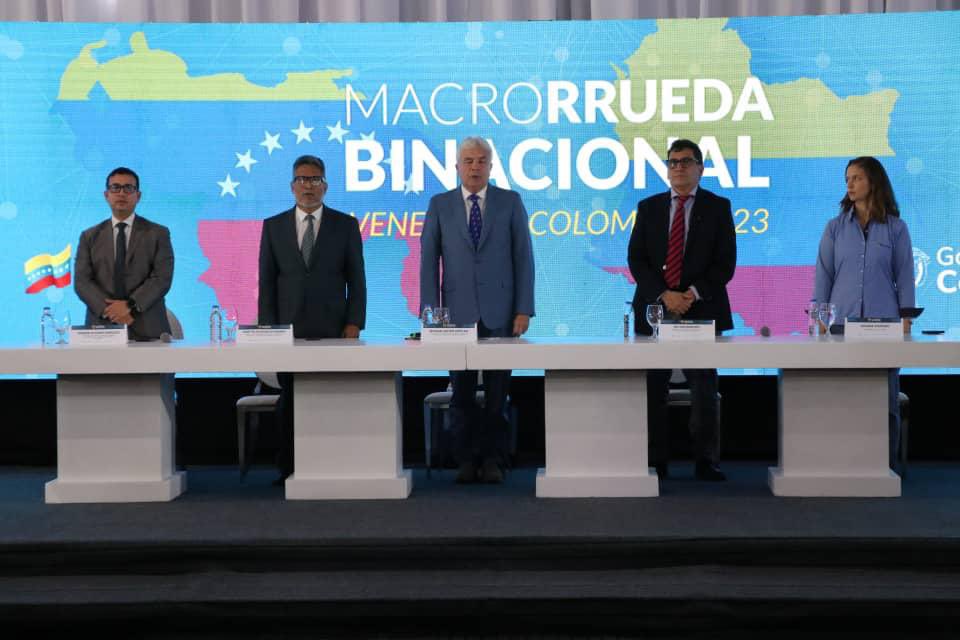 #29Sep Este viernes culminó la Macrorrueda Binacional Venezuela-Colombia 2023 donde empresarios venezolanos acordaron intenciones de negocios hasta en un 71%.

Así lo informó el ministro del Poder Popular para Agricultura Productiva y Tierras <a href="/wcastroPSUV/">Wilmar Castro</a>