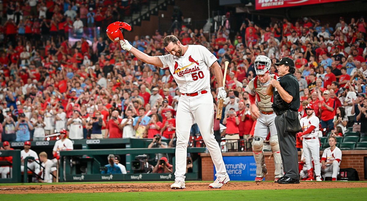 Cardinals's tweet photo. Our Silver Slugger ❤️

#STLCards https://t.co/7l8IKi0DIJ