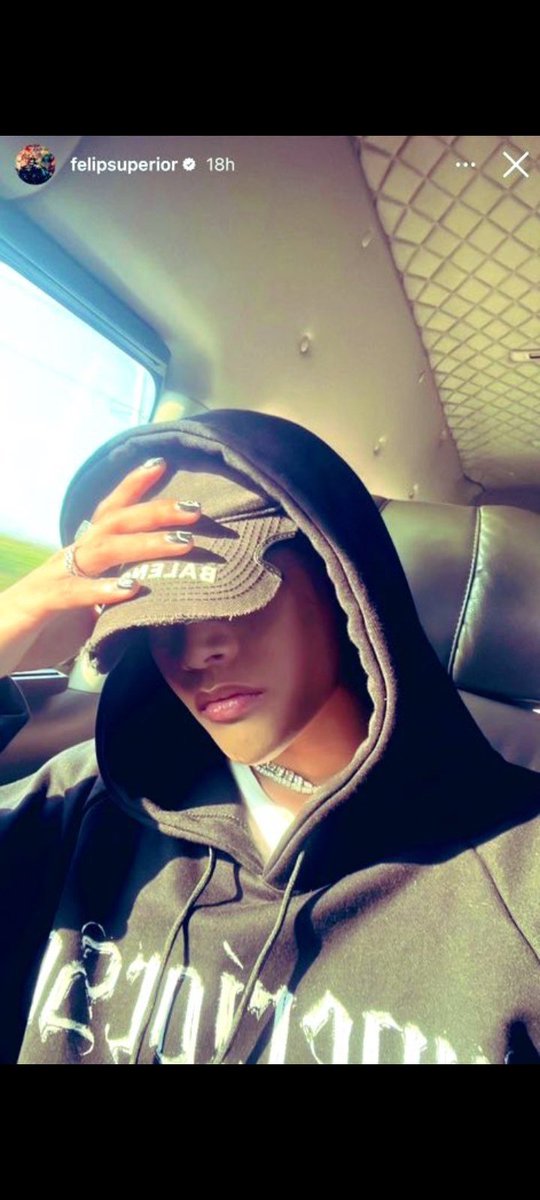 Dear_FELIP's tweet photo. @Hardyred74 Kahit sure ako na meron ka na din ng mga pics na to. π€§β€οΈ
#FELIPS
#SB19_KEN #FELIP
πΈ ctto https://t.co/1VehqdDDDL