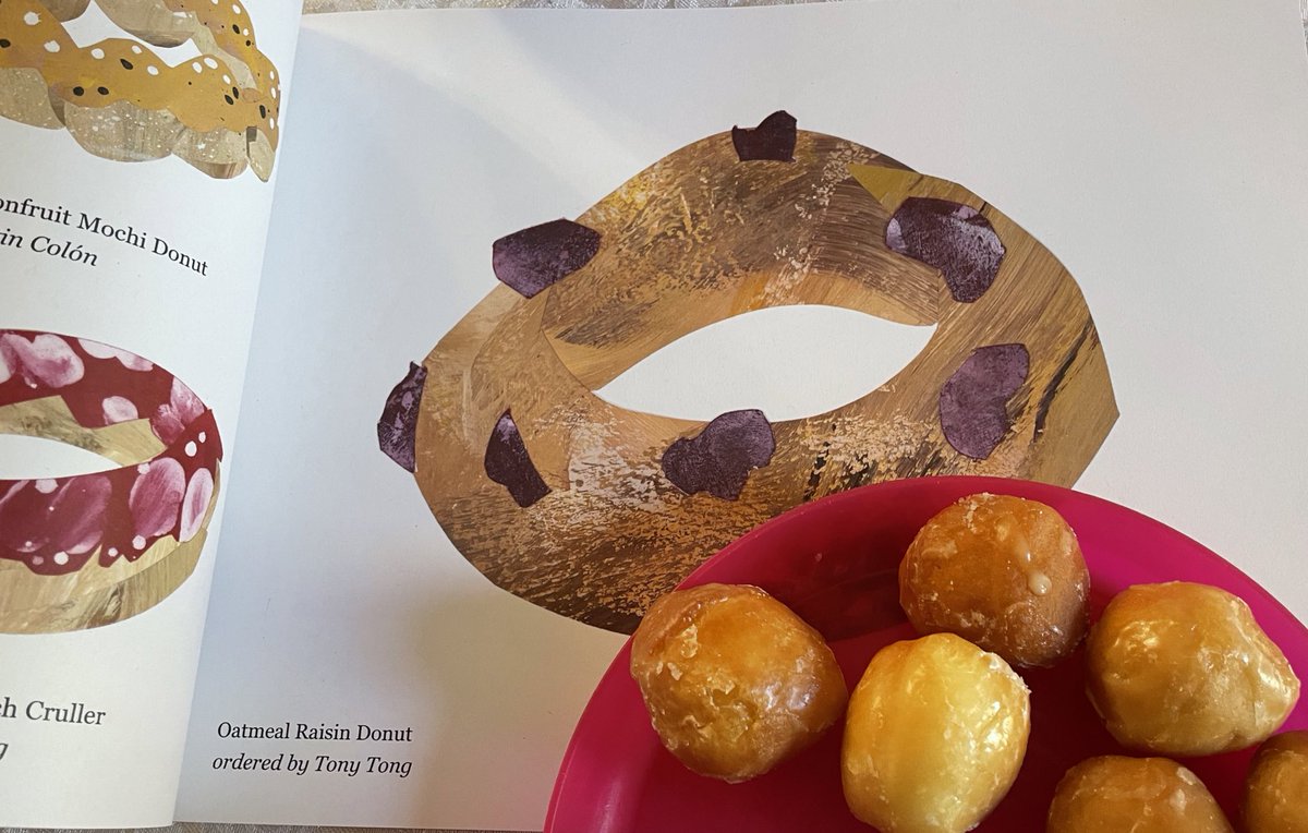 TonyPictureBook's tweet photo. It's here, it's here!  Get 'em while they're hot!  (Donut holes sold separately.)

#DonutsForEverybody Book 
@jerroldconnors https://t.co/JoUqH52eAF