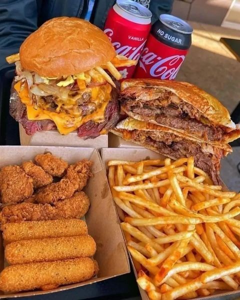 yummy_bite_'s tweet photo. Eat or Skip? https://t.co/3NJTT8R0GE