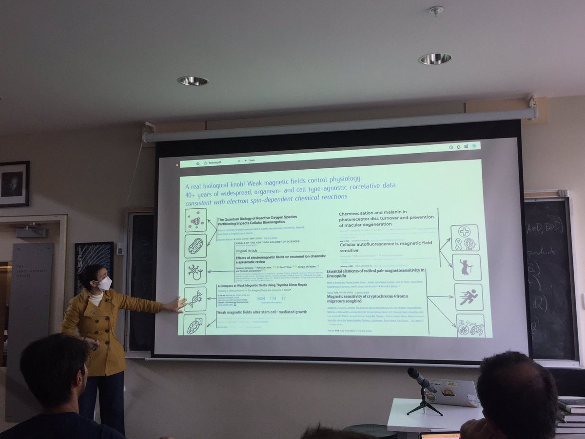 troublewithecon's tweet photo. Wonderful talk by @ClariceDAiello on biological magnetic quantum sensing today at the Fields Institute, ranging from the avian compass, cryptochrome fluorescence, to biological viability considerations on Mars!👏👏Superposition viewed as a resource for bona fide quantum sensing. https://t.co/0fWdDT6Q2S