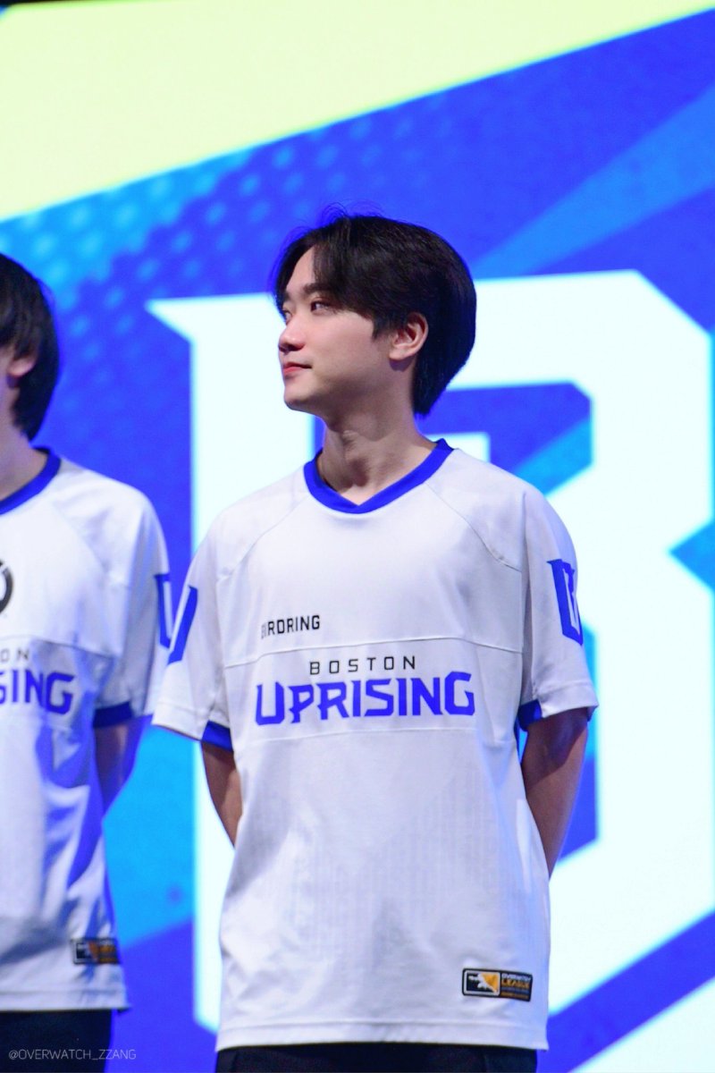Overwatch_zzang's tweet photo. 230929 오버워치리그 플레이오프
#BIRDRING #버드링 
#BostonUp #RizzUp https://t.co/LM1xEVfJgm