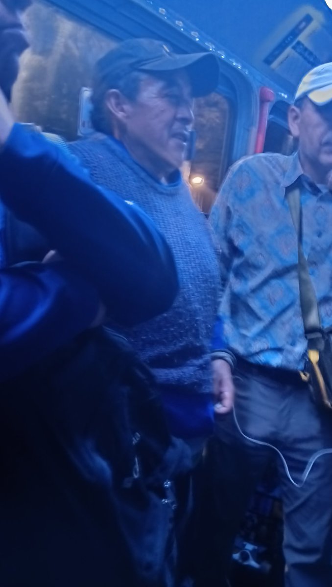 SHZukra's tweet photo. @MetrobusCDMX unidad CORENDA-2629, dirección pesos uno estación recreo, está presionas se está drogando y el aroma incomoda a los usuarios puedo el M16 https://t.co/a8vwroiesF
